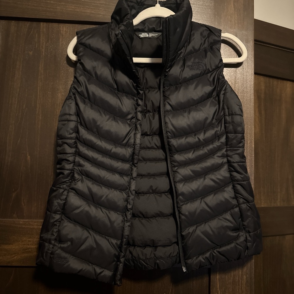Women's Black Puffer Vest